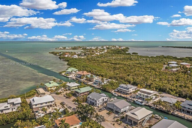 Building Photo - 106 Channel Dr