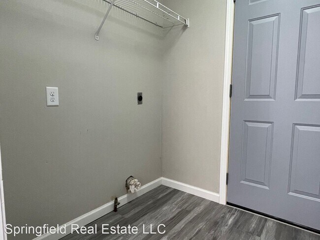 Building Photo - 3 br, 2.5 bath House - 4616 Lily Lane