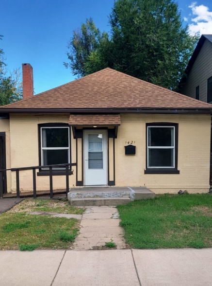 Primary Photo - 1421 N Corona St