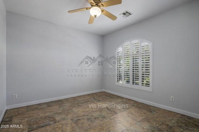 Building Photo - 2900 E Riviera Pl