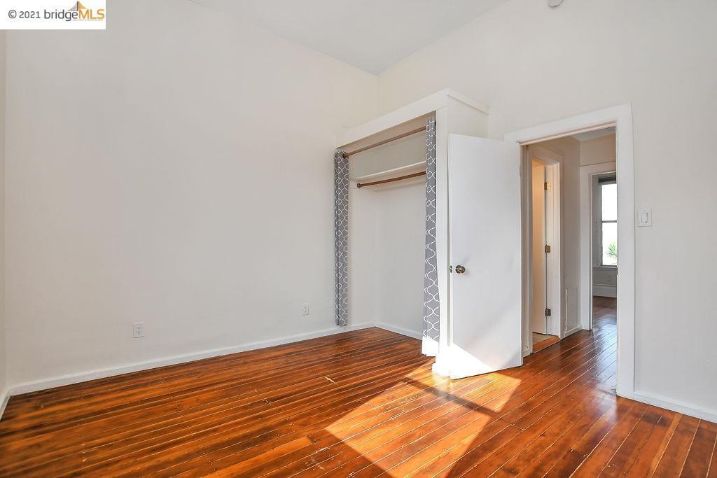 Bedroom 1 - 888 Pine St