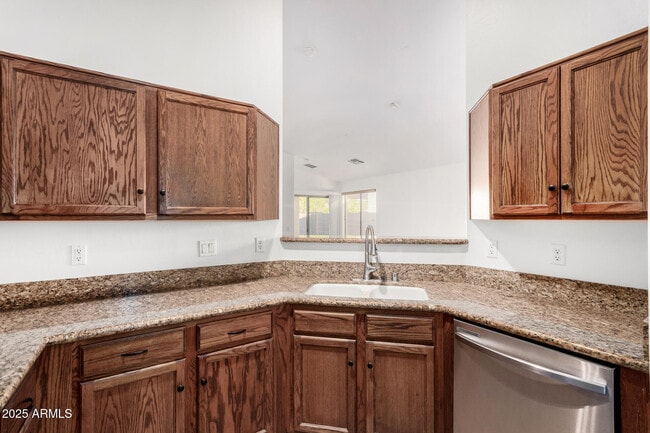 Building Photo - 15448 W Yucatan Dr