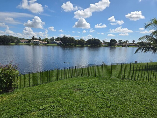 Building Photo - 13646 Callington Dr