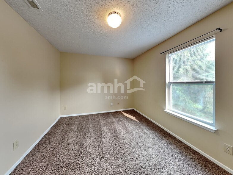 Building Photo - 6627 W Jefferson Ct