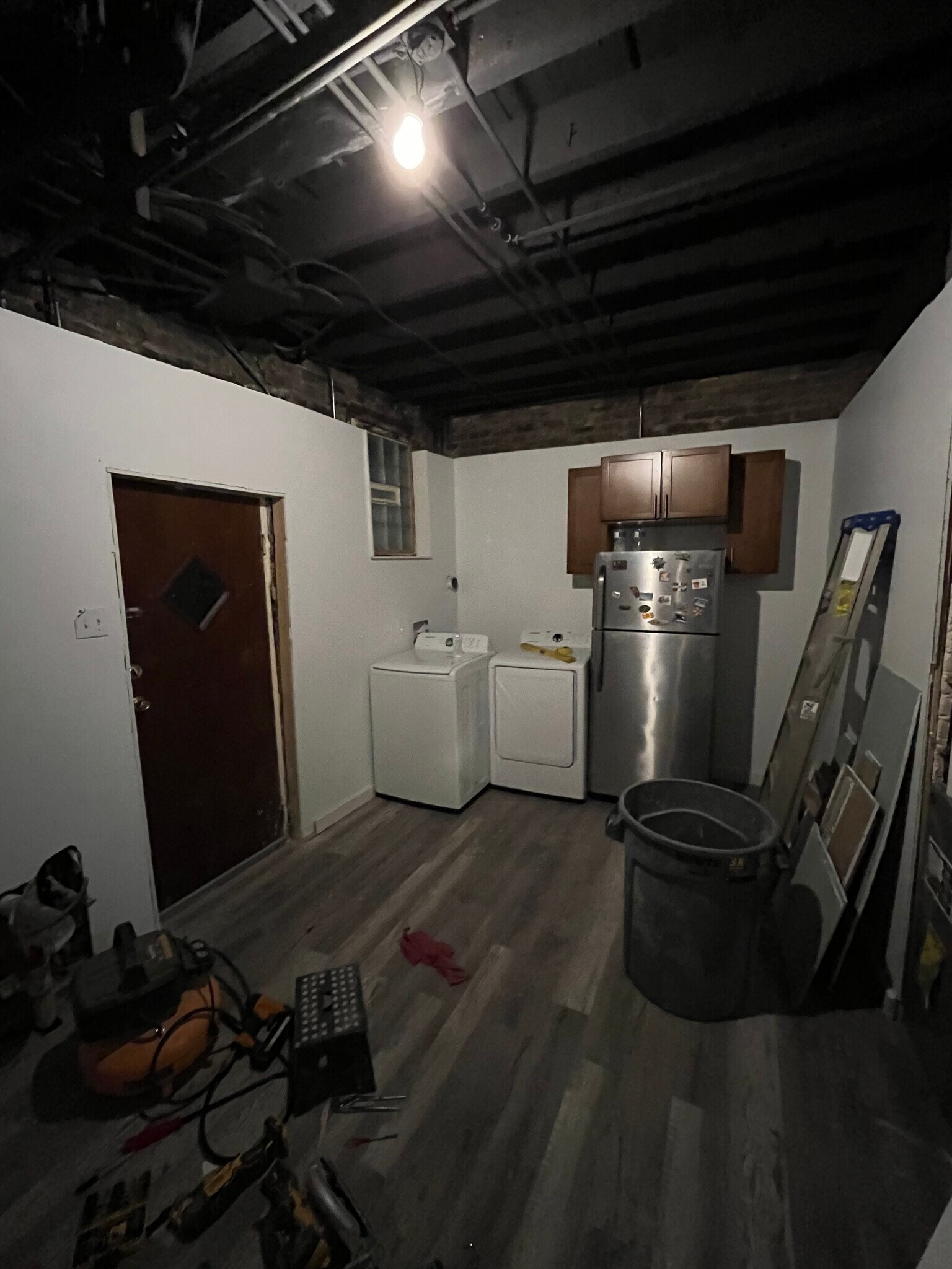 Kitchen - 2415 W Arthington St