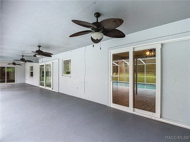 Building Photo - 884 W Massachusetts St