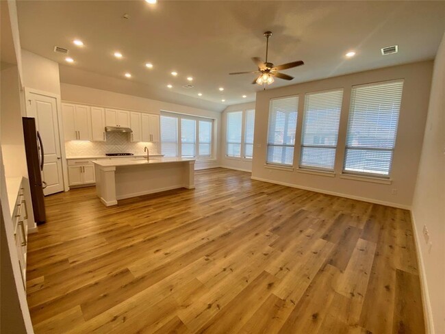 Building Photo - 255 Nautical Lp