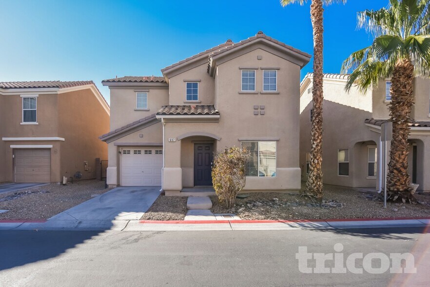 Primary Photo - 697 Wallington Estate St