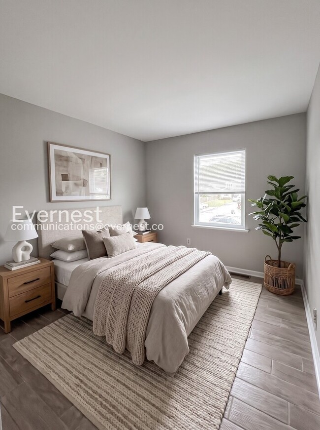 Building Photo - 3-Bedroom Home with Spacious Living and Convenient Amenities / Pet-Friendly / Vouchers Accepted /...