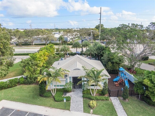 Building Photo - 1827 Sandpiper Pointe Pl