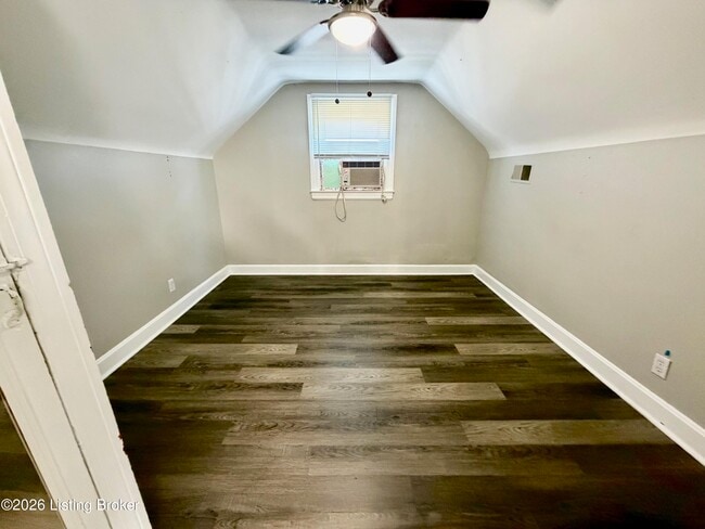 Building Photo - 3102 Grant Ave