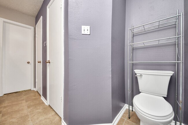 Building Photo - 12218 Taylors Crossing Dr