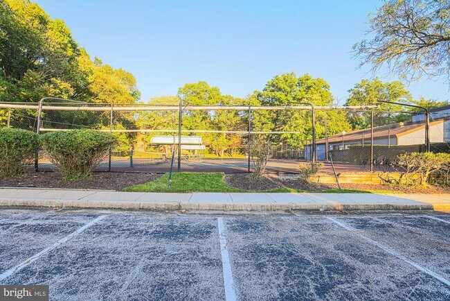 Building Photo - 6331 Red Cedar Pl