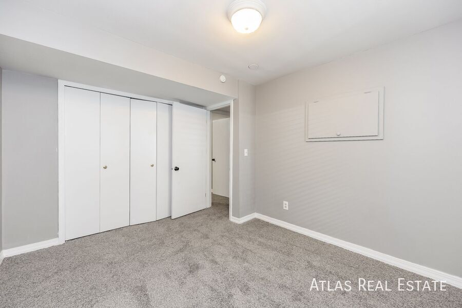 Building Photo - 8015 Ferncliff Dr