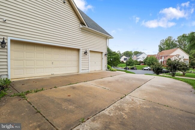 Building Photo - 13309 Big Cedar Ln