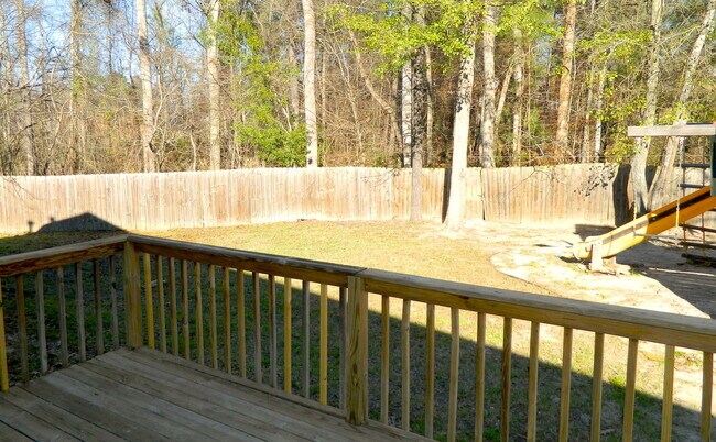 Building Photo - 1087 Waltons Pass