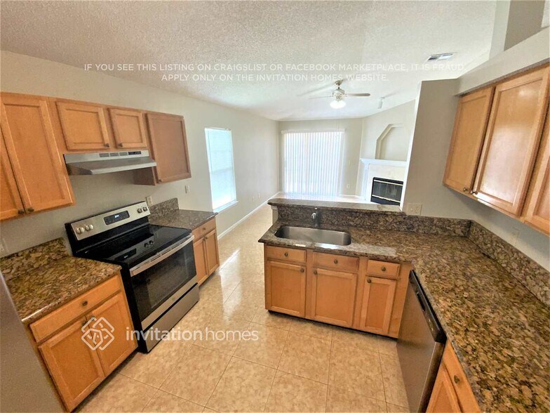 Building Photo - 4889 Greenland Hideaway Dr S