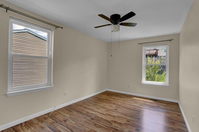 Building Photo - Charming Home with Modern Upgrades and Out...
