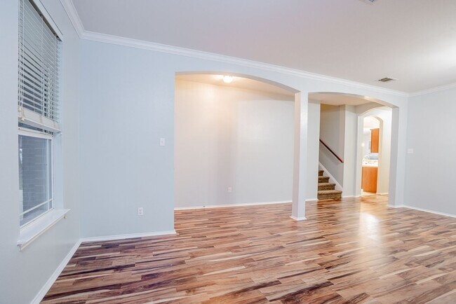 Building Photo - 115 Brazos Ln