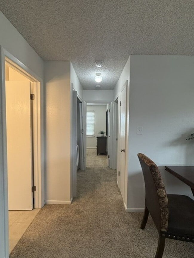 Building Photo - 1522 Trent Ct