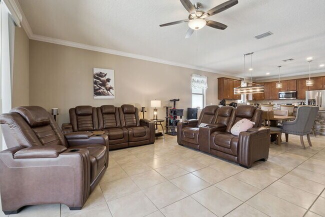 Building Photo - 5457 Animosh Ct