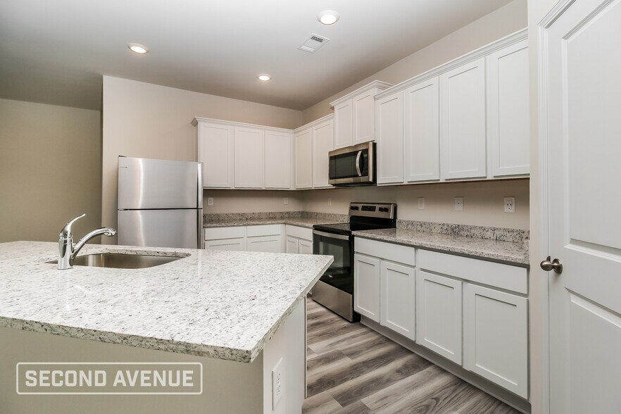 Building Photo - 1166 Amadas Dr