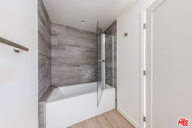 Building Photo - 1187 Crenshaw Blvd