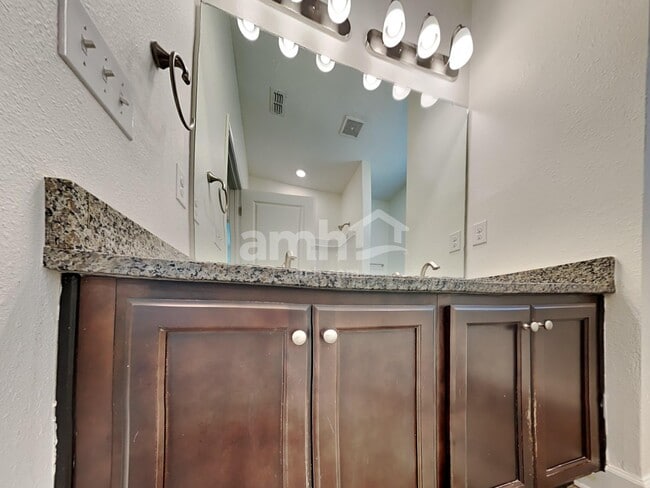 Building Photo - 1291 Tan Tara Trl