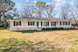 Building Photo - 2209 Rothmore Dr SW