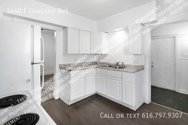 Building Photo - 1440 E Oakland Ave