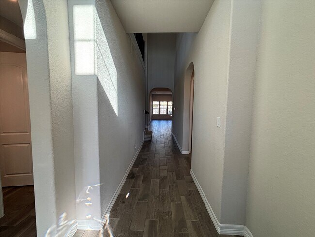 Building Photo - 20826 Stonebreak Ln