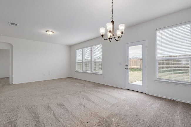 Building Photo - 8200 Knoxville Trl