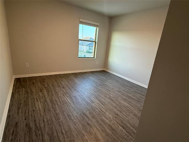 Building Photo - 615 Metallic Tree Ln