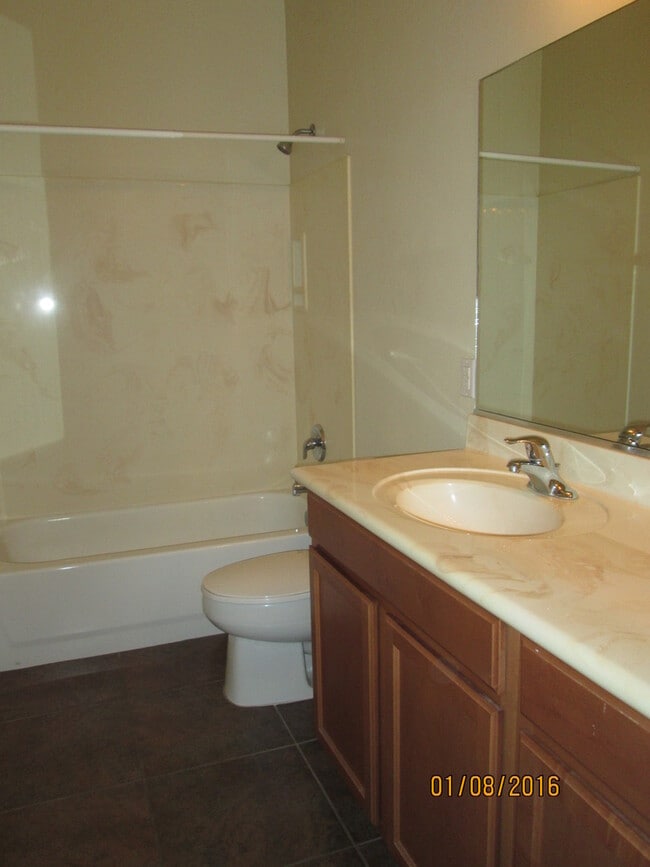 Building Photo - 993 S Throne Room St