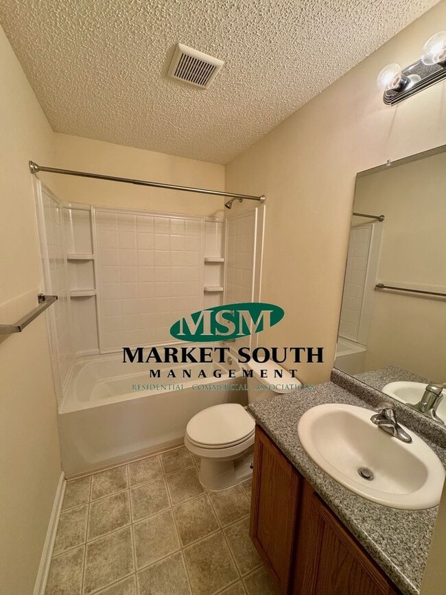 Building Photo - RINCON - TOWNHOME