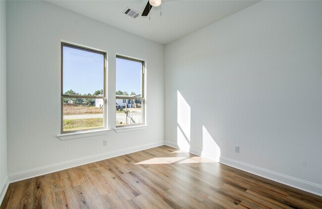 Building Photo - 1248 Rd 5802