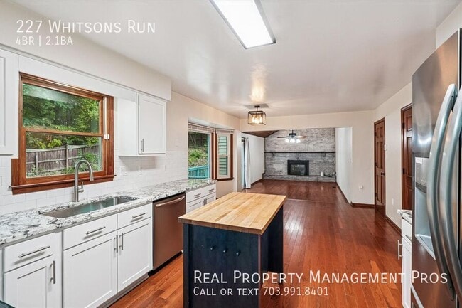 Building Photo - 227 Whitson's Run