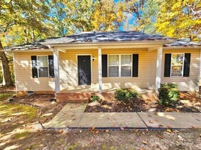 Building Photo - 209 Hickory Wood Dr