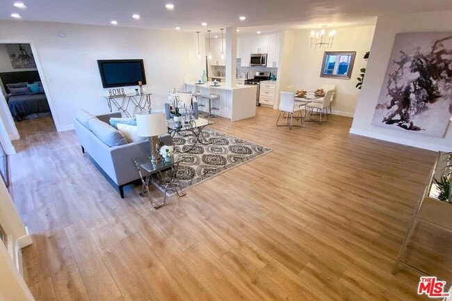 Building Photo - 2021 California Ave