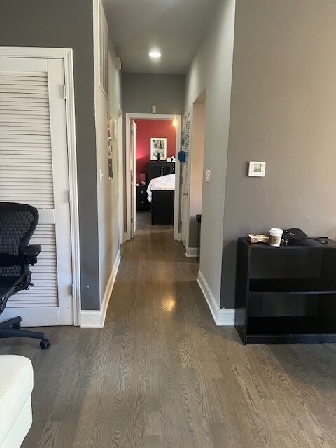 Building Photo - 757 W Eastman St