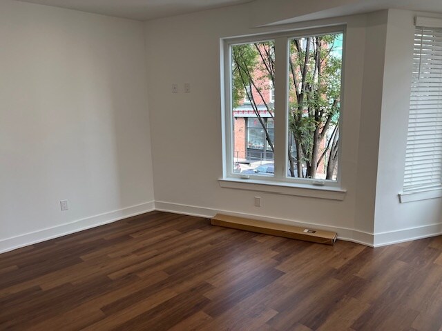 Building Photo - 2554 Frankford Ave