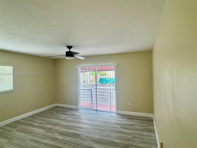 Building Photo - 14346 SW 96th Ln