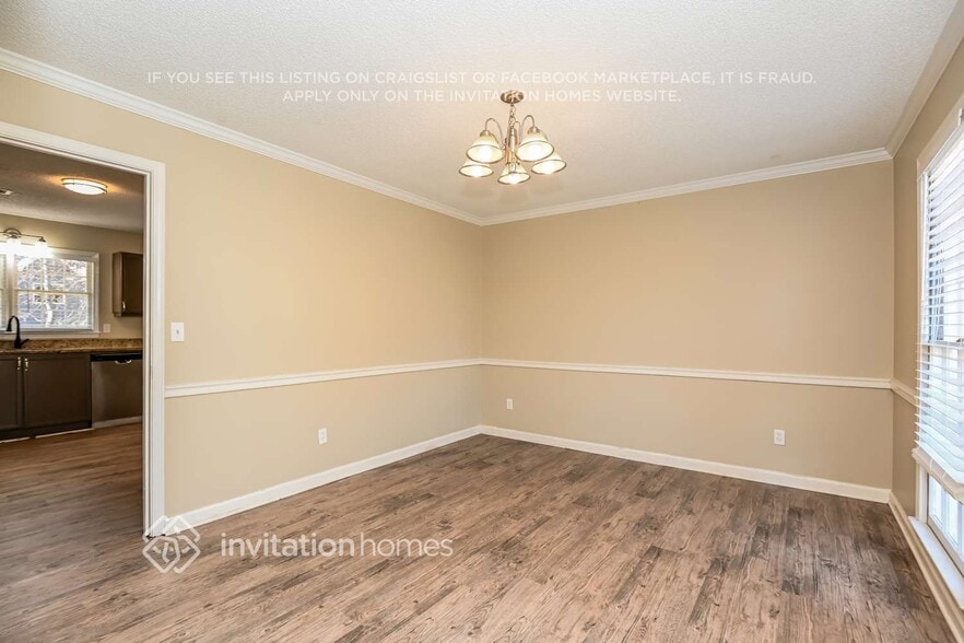 Building Photo - 2585 Loring Rd NW