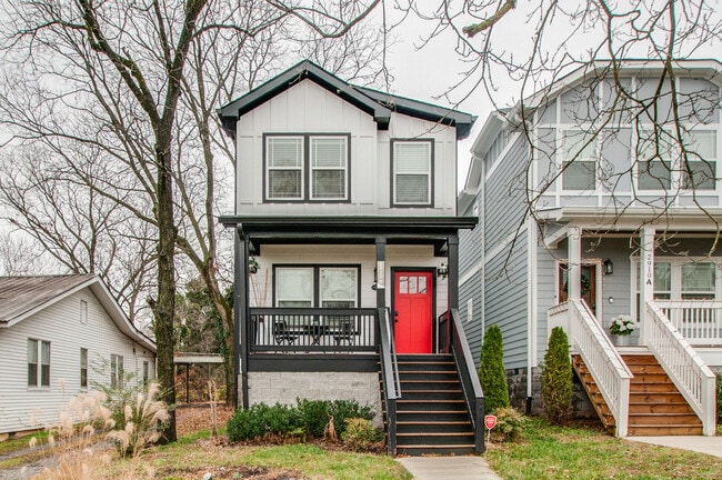 Building Photo - 2910 Davis Ave