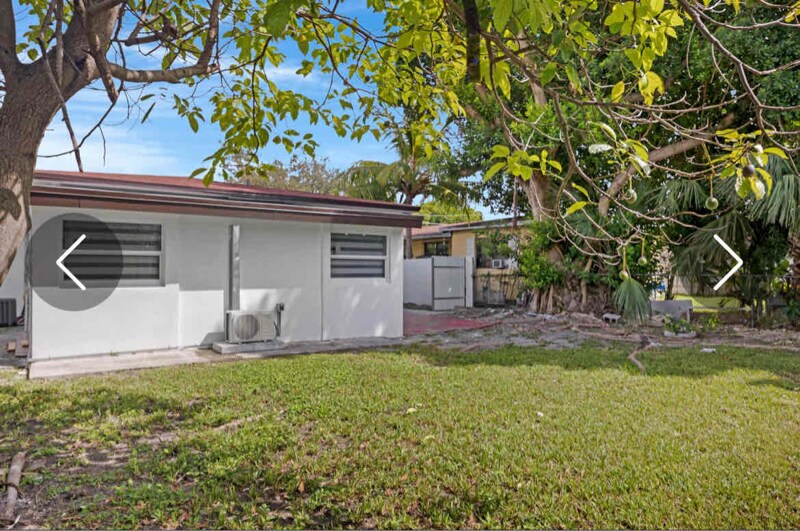 Building Photo - 2532 SW 16th Ter