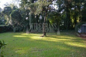 Building Photo - 2 Bedroom single family home