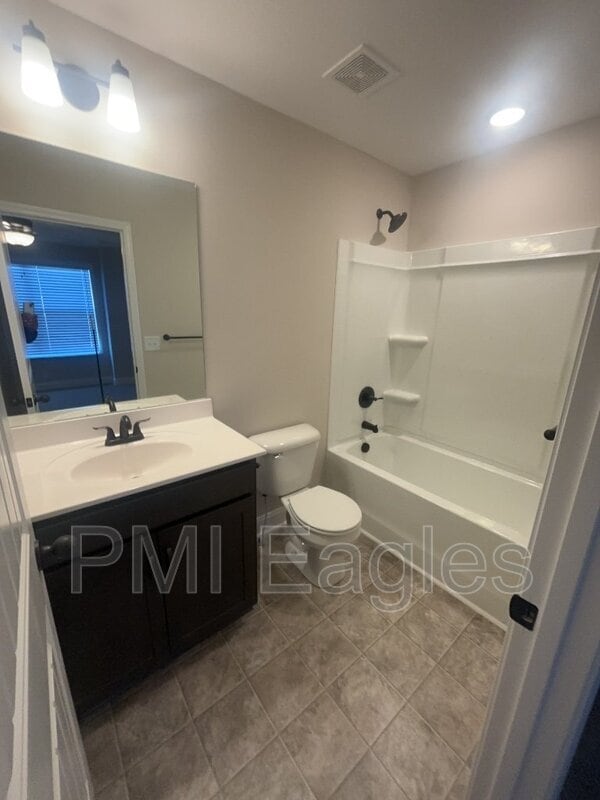 Building Photo - 384 Fallow Cir