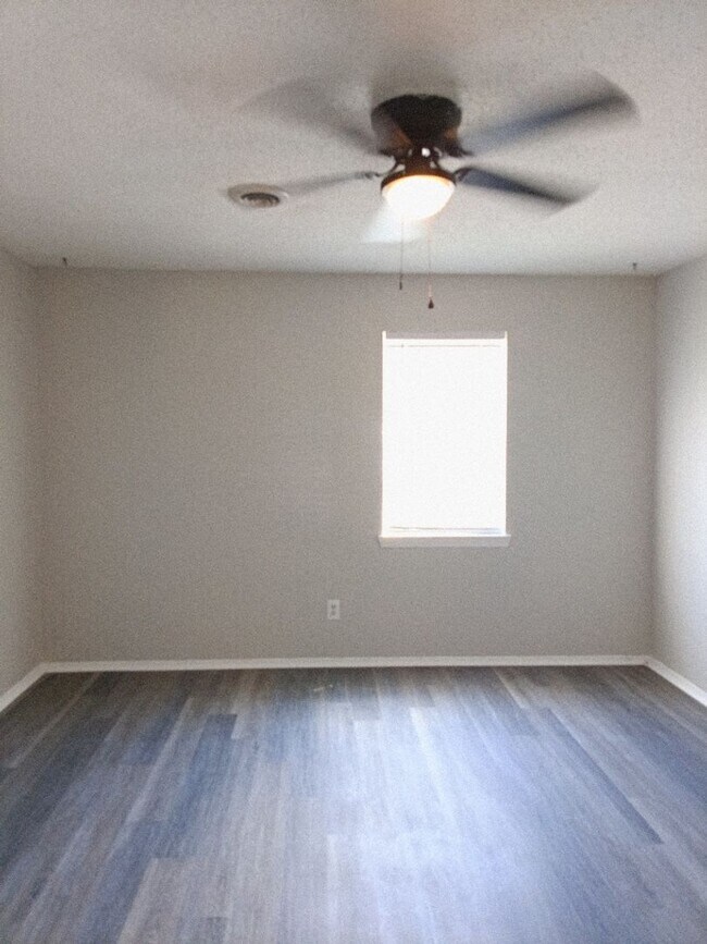 Building Photo - Spacious 3-Bedroom Home in Martinez – Great Location!