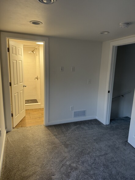 Building Photo - 1411 22nd Ave