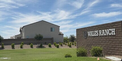 Building Photo - 2370 Steer Dr